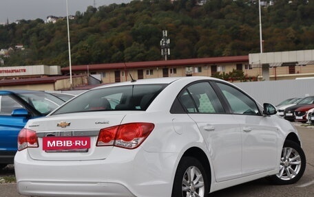 Chevrolet Cruze II, 2013 год, 970 000 рублей, 3 фотография