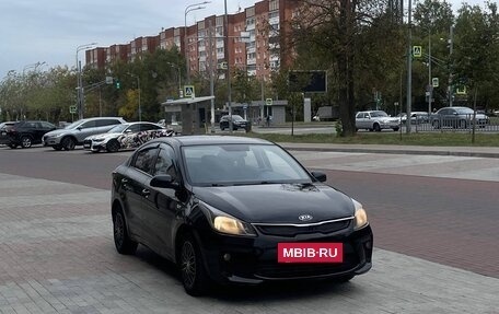 KIA Rio IV, 2019 год, 920 000 рублей, 2 фотография