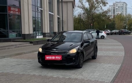 KIA Rio IV, 2019 год, 920 000 рублей, 3 фотография