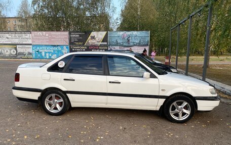 Volkswagen Passat B4, 1994 год, 300 000 рублей, 10 фотография