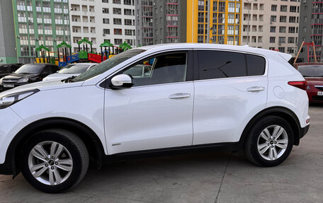 KIA Sportage IV рестайлинг, 2018 год, 2 420 000 рублей, 3 фотография