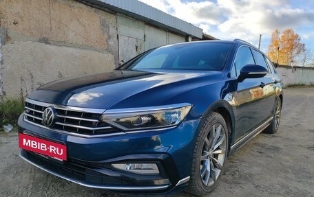 Volkswagen Passat B8 рестайлинг, 2021 год, 3 600 000 рублей, 2 фотография