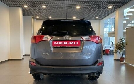 Toyota RAV4, 2013 год, 2 000 000 рублей, 4 фотография