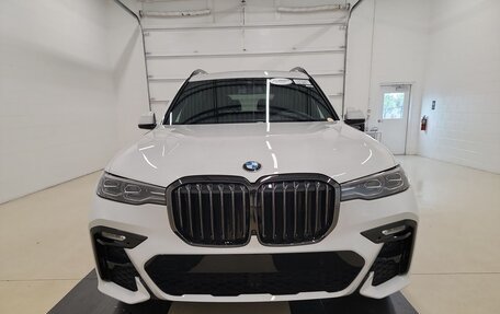 BMW X7, 2022 год, 9 210 000 рублей, 2 фотография