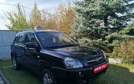 Hyundai Tucson III, 2008 год, 950 000 рублей, 1 фотография