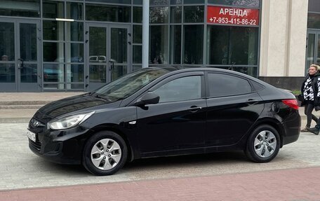 Hyundai Solaris II рестайлинг, 2013 год, 695 000 рублей, 3 фотография