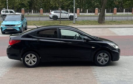 Hyundai Solaris II рестайлинг, 2013 год, 695 000 рублей, 11 фотография