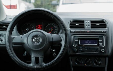 Volkswagen Polo VI (EU Market), 2014 год, 1 050 000 рублей, 10 фотография