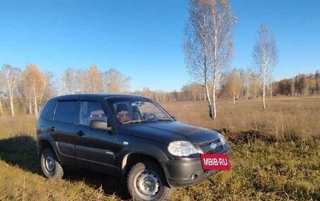 Chevrolet Niva I рестайлинг, 2015 год, 790 000 рублей, 20 фотография