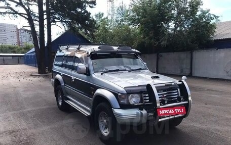 Mitsubishi Pajero III рестайлинг, 1995 год, 980 000 рублей, 3 фотография