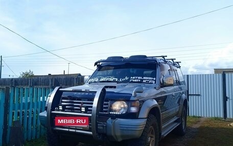 Mitsubishi Pajero III рестайлинг, 1995 год, 980 000 рублей, 2 фотография