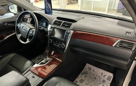 Toyota Camry, 2012 год, 2 449 000 рублей, 13 фотография