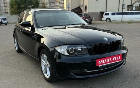 BMW 1 серия, 2007 год, 850 000 рублей, 15 фотография