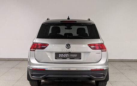 Volkswagen Tiguan II, 2021 год, 3 450 000 рублей, 6 фотография