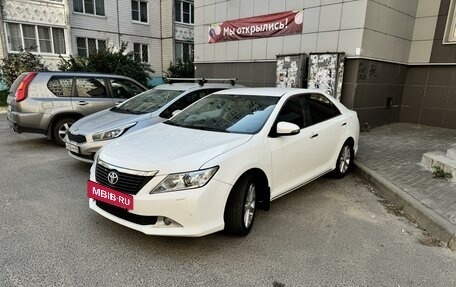 Toyota Camry, 2012 год, 1 750 000 рублей, 2 фотография