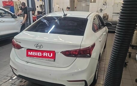 Hyundai Solaris II рестайлинг, 2018 год, 1 275 000 рублей, 3 фотография