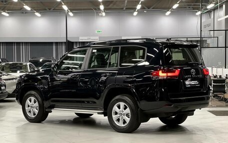 Toyota Land Cruiser, 2023 год, 13 000 000 рублей, 4 фотография