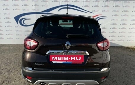 Renault Kaptur I рестайлинг, 2017 год, 1 682 000 рублей, 4 фотография