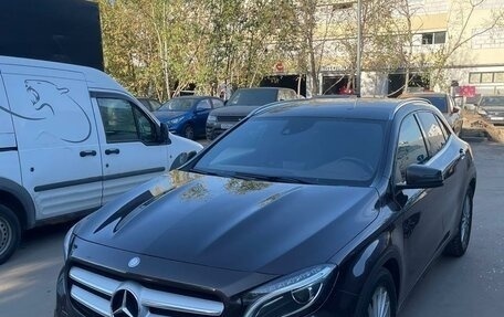 Mercedes-Benz GLA, 2014 год, 1 900 000 рублей, 2 фотография