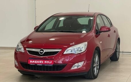 Opel Astra J, 2011 год, 915 000 рублей, 1 фотография