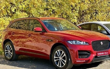 Jaguar F-Pace, 2016 год, 3 180 000 рублей, 1 фотография