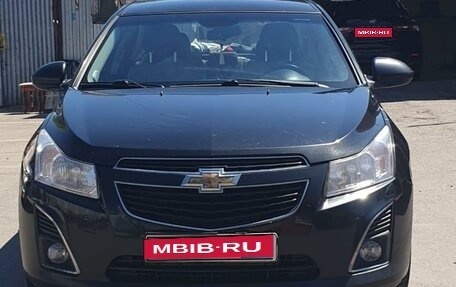 Chevrolet Cruze II, 2013 год, 900 000 рублей, 1 фотография