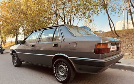 Lancia Prisma, 1989 год, 399 999 рублей, 10 фотография