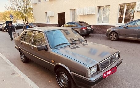 Lancia Prisma, 1989 год, 399 999 рублей, 14 фотография