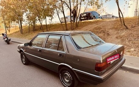 Lancia Prisma, 1989 год, 399 999 рублей, 9 фотография