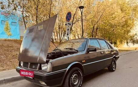 Lancia Prisma, 1989 год, 399 999 рублей, 27 фотография