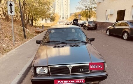 Lancia Prisma, 1989 год, 399 999 рублей, 17 фотография