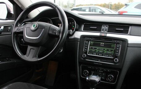 Skoda Superb III рестайлинг, 2012 год, 1 597 000 рублей, 11 фотография