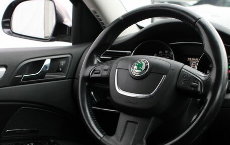 Skoda Superb III рестайлинг, 2012 год, 1 597 000 рублей, 12 фотография