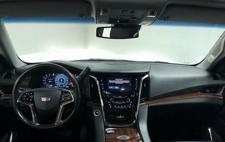 Cadillac Escalade IV, 2016 год, 3 999 000 рублей, 10 фотография