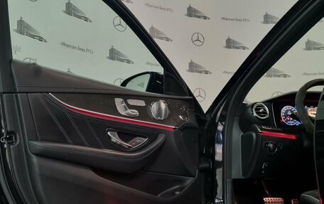 Mercedes-Benz E-Класс AMG, 2018 год, 8 560 000 рублей, 13 фотография