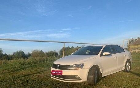 Volkswagen Jetta VI, 2015 год, 1 200 000 рублей, 13 фотография