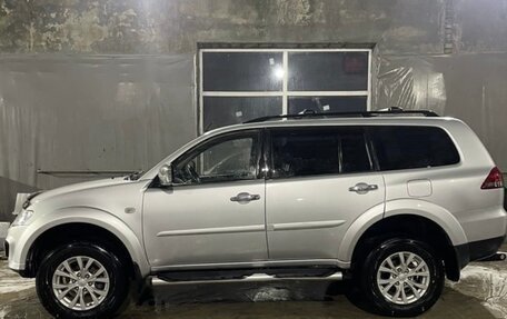 Mitsubishi Pajero Sport II рестайлинг, 2014 год, 2 350 000 рублей, 5 фотография