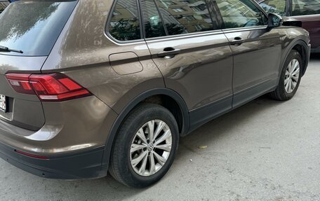 Volkswagen Tiguan II, 2019 год, 1 700 000 рублей, 6 фотография