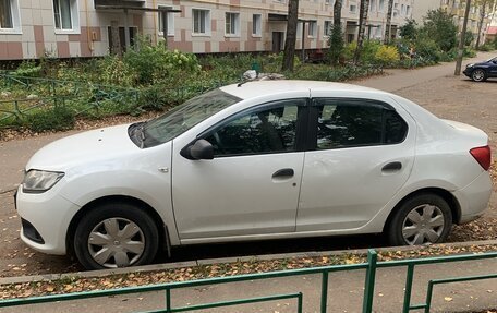 Renault Logan II, 2018 год, 650 000 рублей, 5 фотография