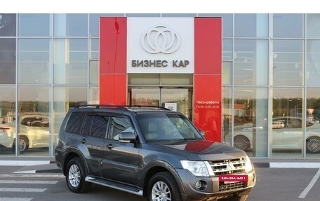 Mitsubishi Pajero IV, 2013 год, 2 545 000 рублей, 3 фотография