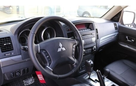 Mitsubishi Pajero IV, 2013 год, 2 545 000 рублей, 9 фотография