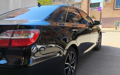 Toyota Camry, 2017 год, 2 750 000 рублей, 4 фотография