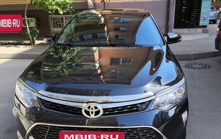 Toyota Camry, 2017 год, 2 750 000 рублей, 12 фотография