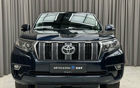 Toyota Land Cruiser Prado 150 рестайлинг 2, 2018 год, 4 990 000 рублей, 2 фотография