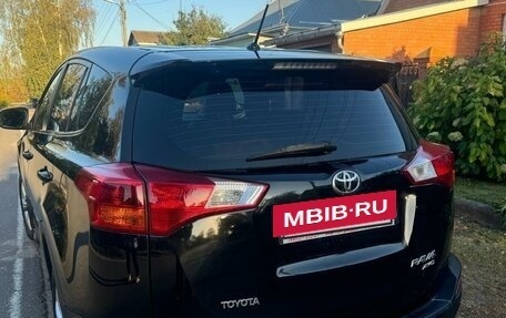 Toyota RAV4, 2013 год, 2 200 000 рублей, 10 фотография