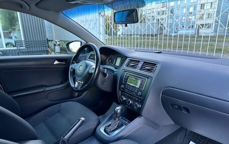 Volkswagen Jetta VI, 2014 год, 1 499 000 рублей, 17 фотография