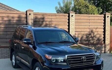 Toyota Land Cruiser 200, 2015 год, 4 800 000 рублей, 1 фотография