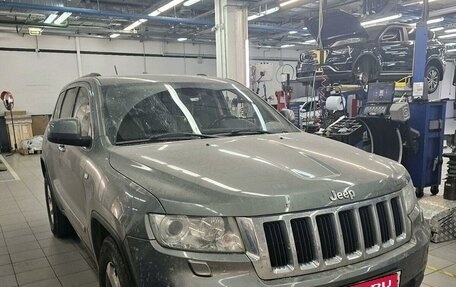 Jeep Grand Cherokee, 2012 год, 2 047 000 рублей, 3 фотография