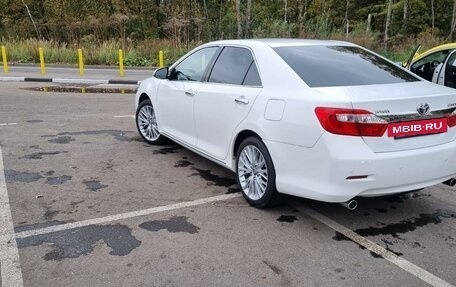 Toyota Camry, 2013 год, 1 650 000 рублей, 2 фотография