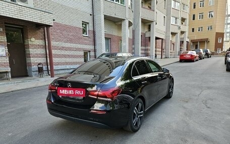 Mercedes-Benz A-Класс, 2019 год, 2 370 000 рублей, 3 фотография